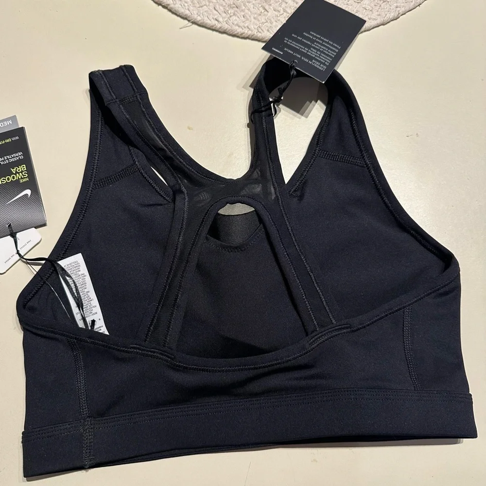 Nike Women's Black Sports Bra NWT​